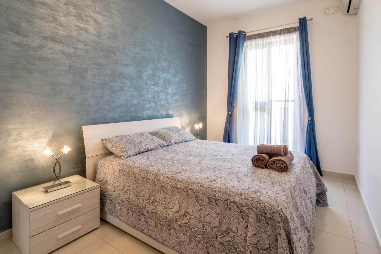 Brand New Apartment-2 Min From The Sea-Central Bugibba セント・ポールズ・ベイ エクステリア 写真